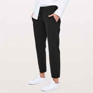 lululemon athletica Black Drawstring Crop Jogger Pants